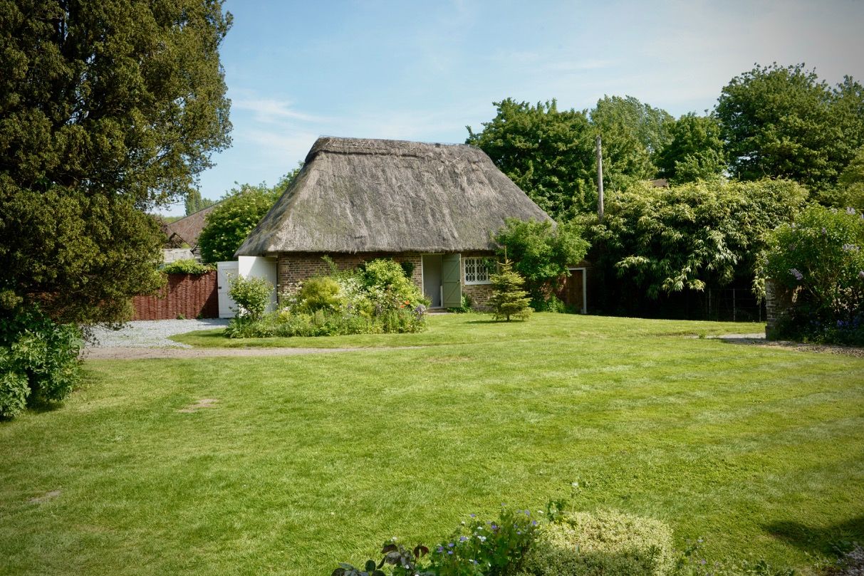 Moat Farm House image