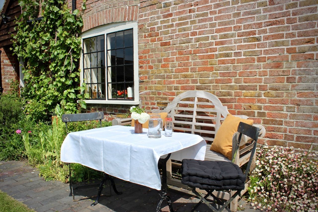 Moat Farm House image