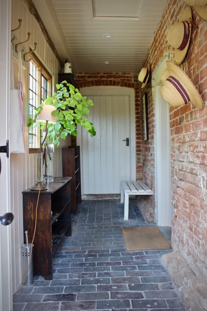 Moat Farm House image