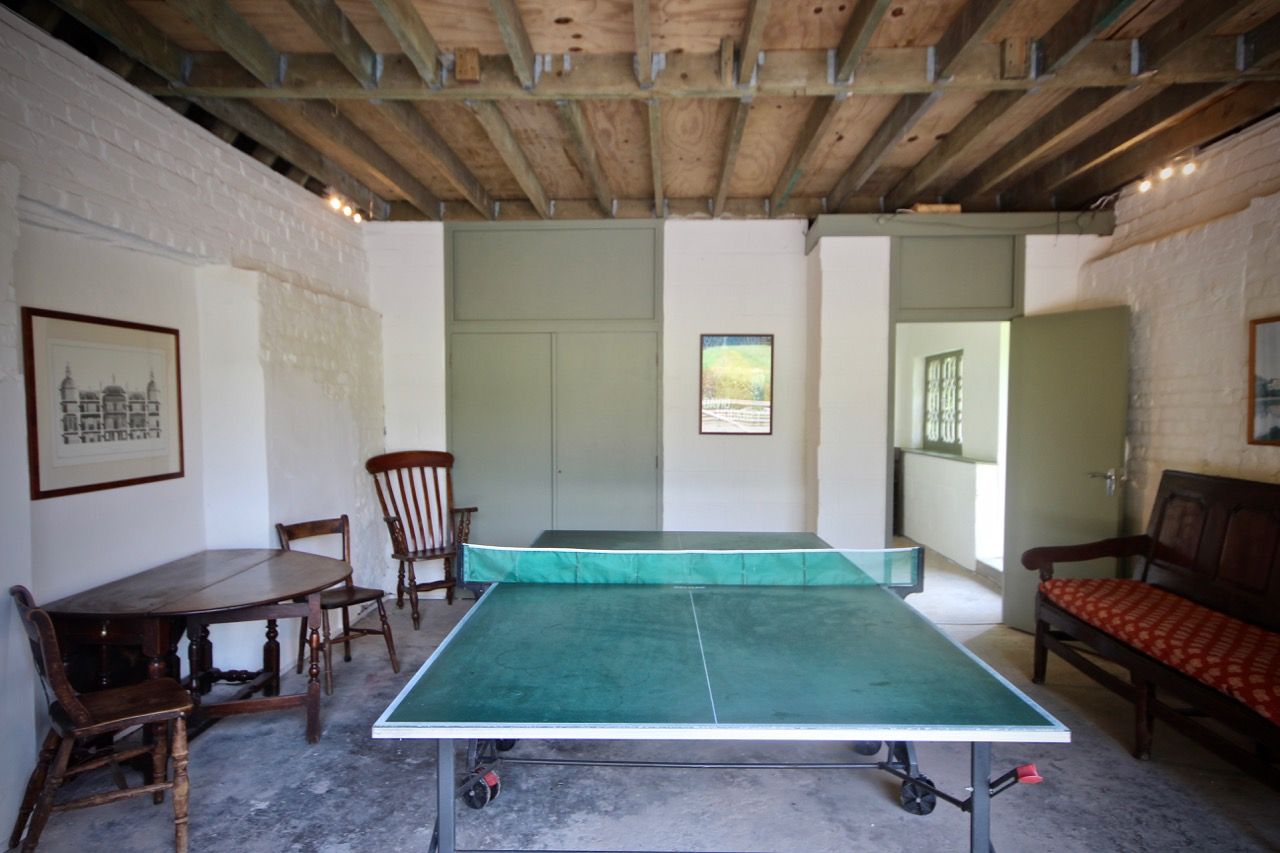 Moat Farm House image