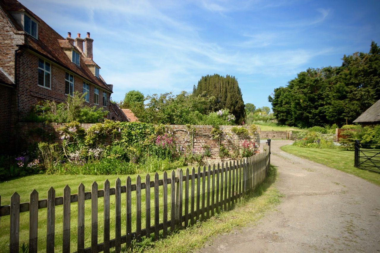 Moat Farm House image