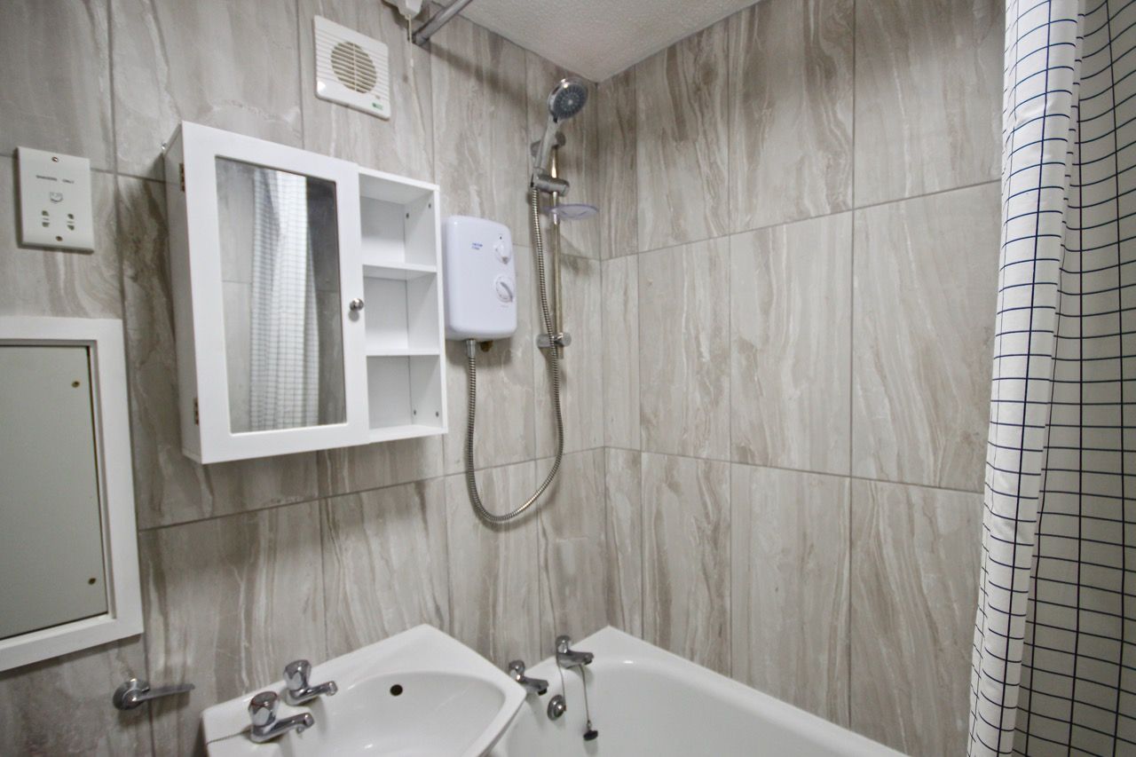 Kingsdown Chalet image