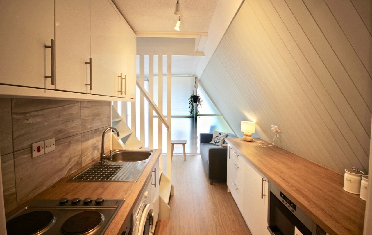 Kingsdown Chalet image