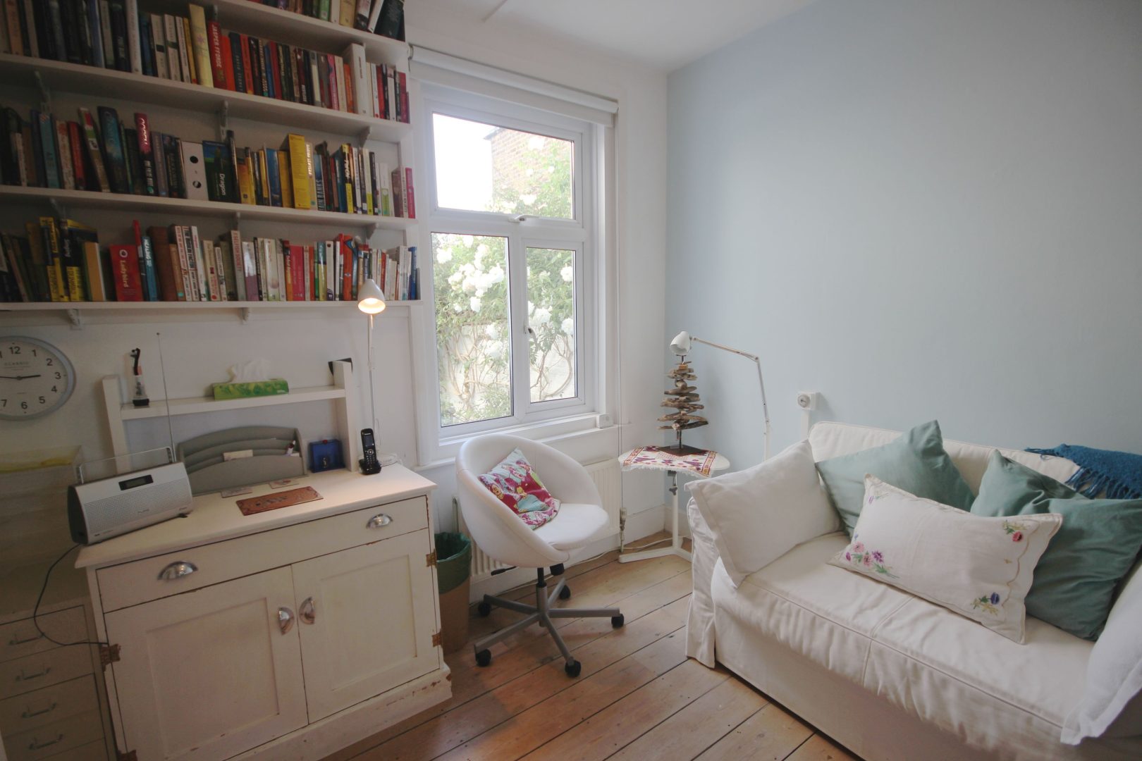 Captain’s Cottage image