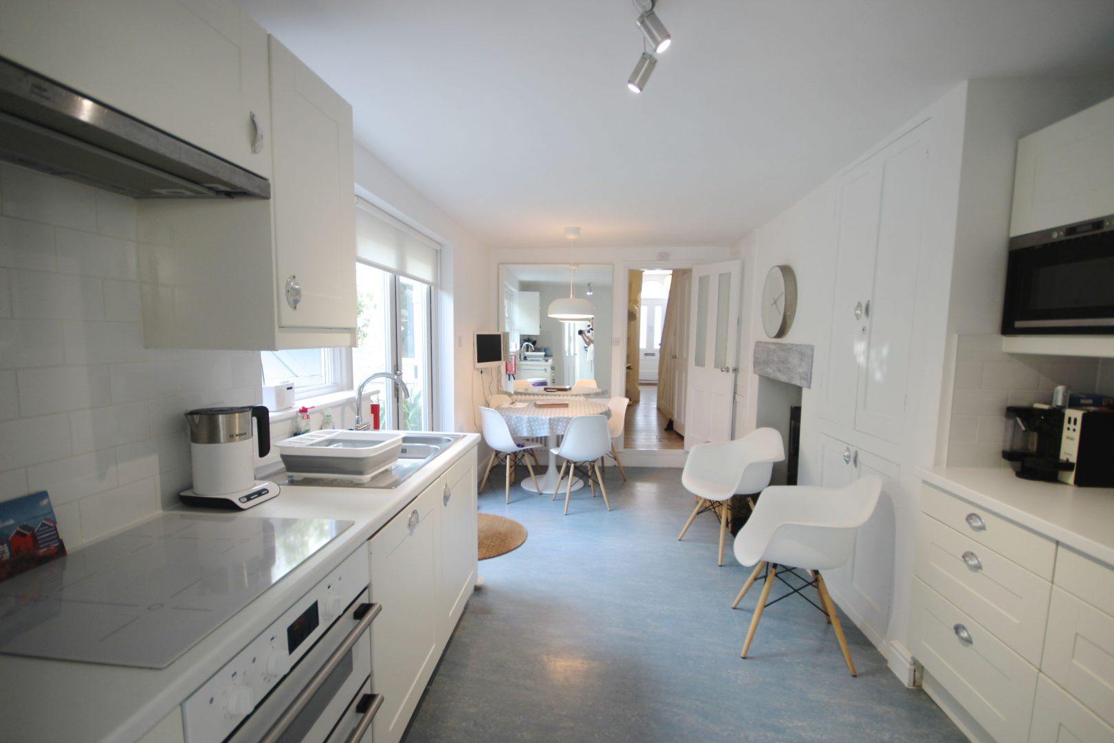 Captain’s Cottage image