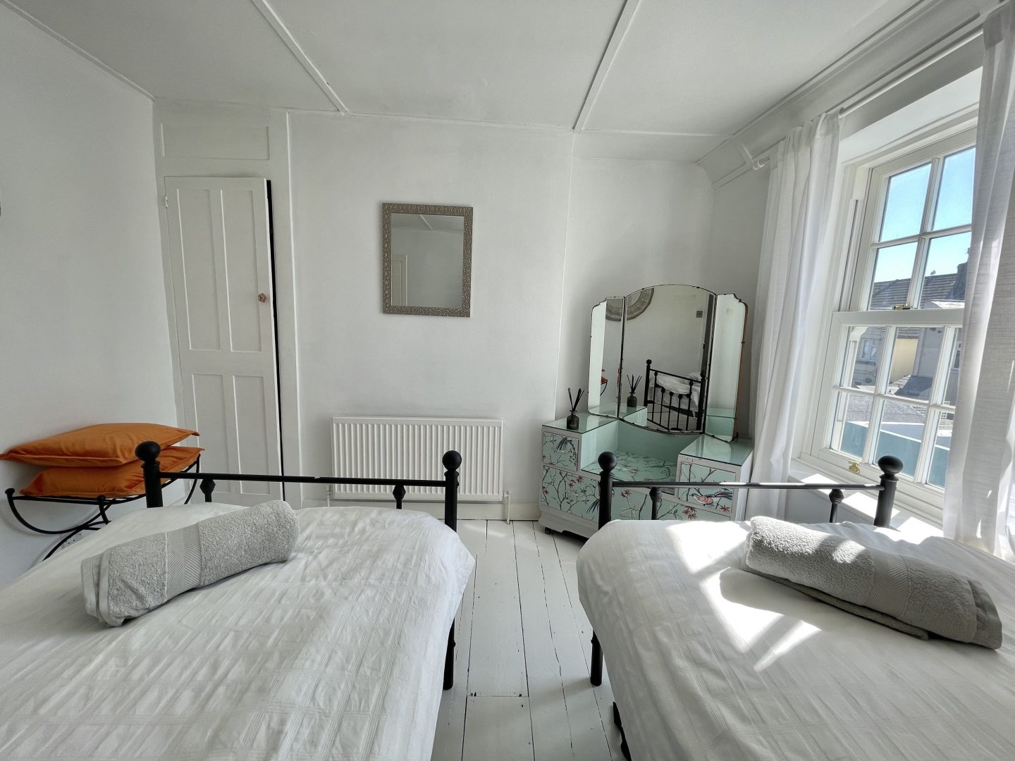 The Deal Retreat image