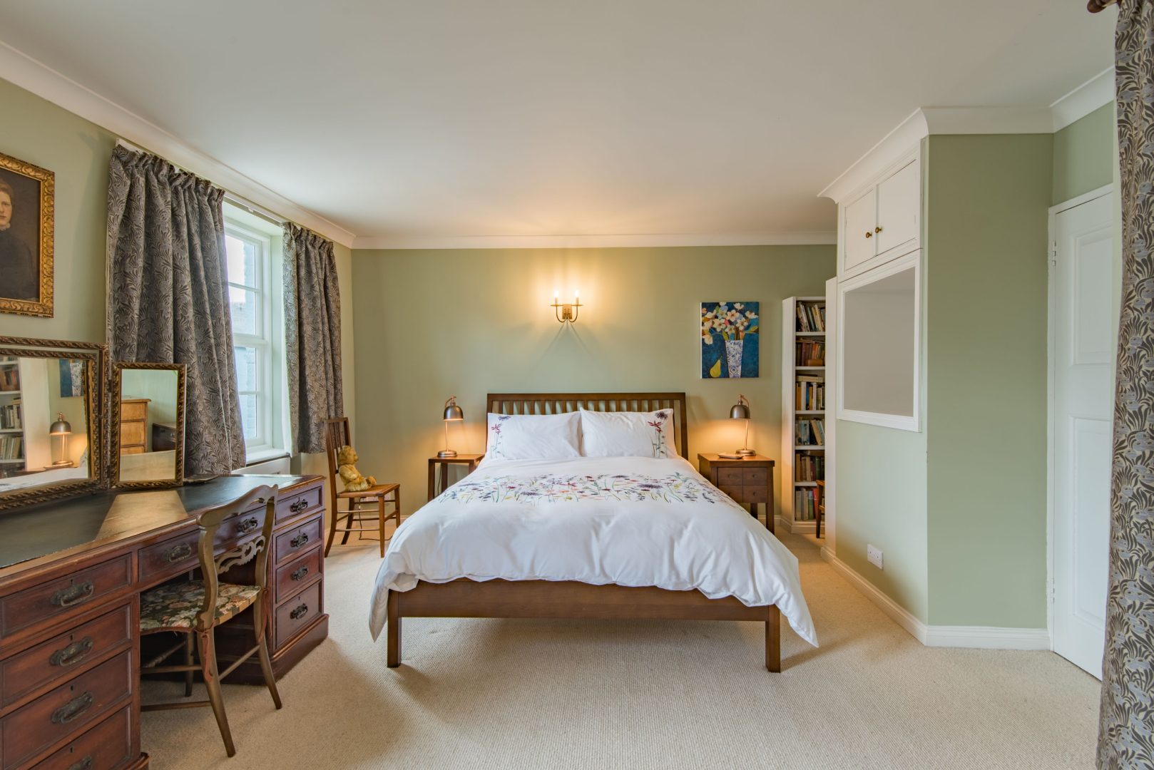 Potters Cottage image