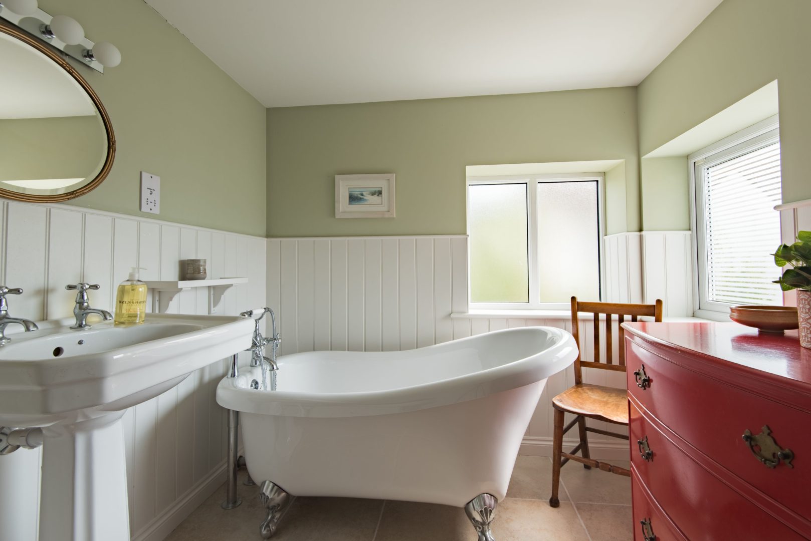 Potters Cottage image