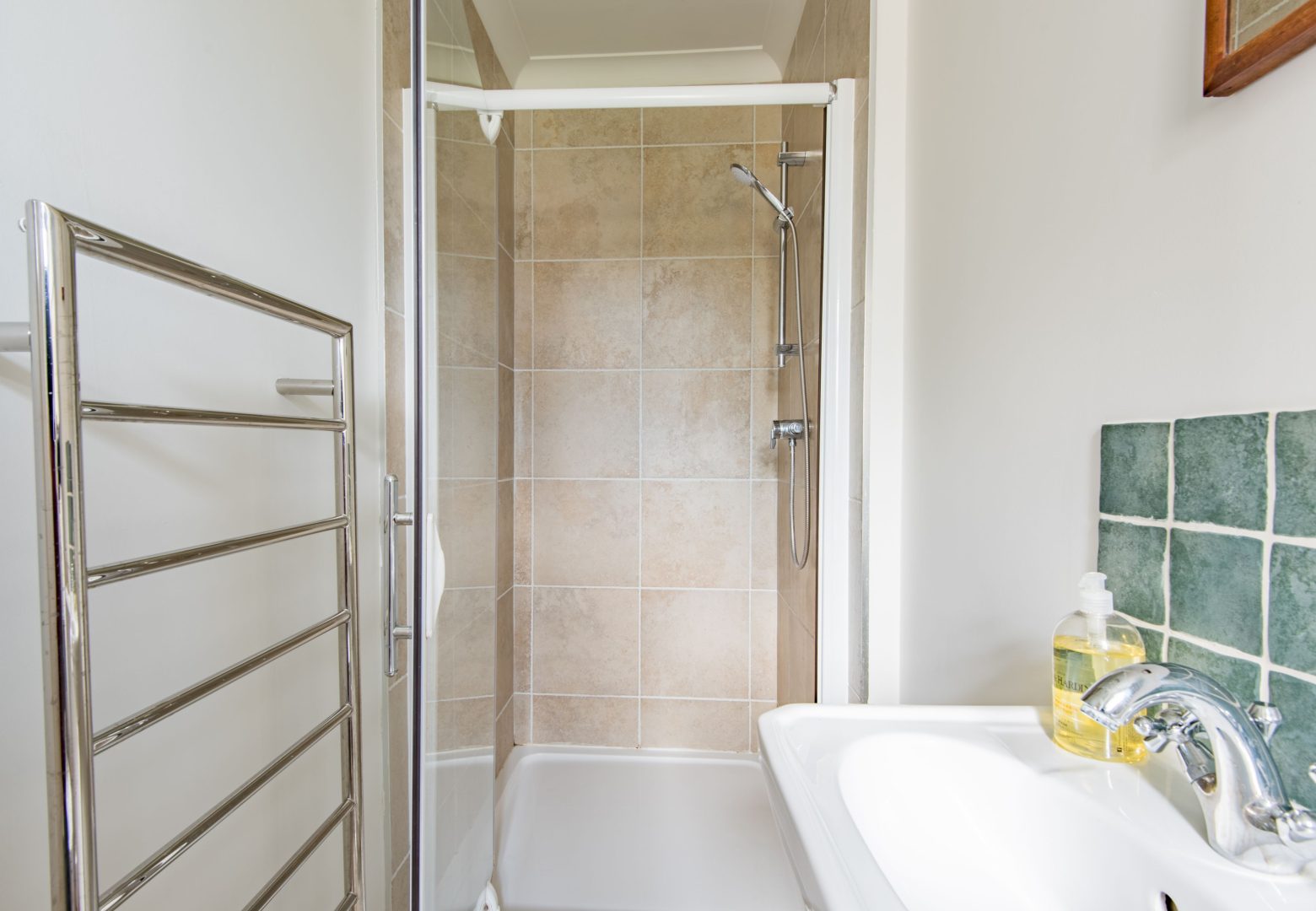 Potters Cottage image