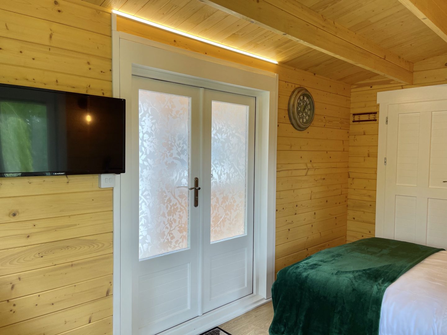 Willow Tree Lodge image