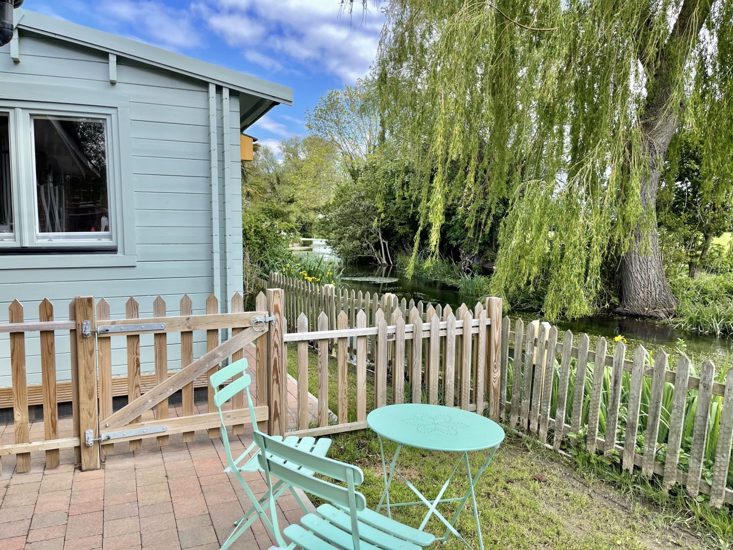 Willow Tree Lodge image