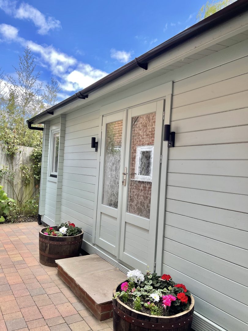 Willow Tree Lodge image