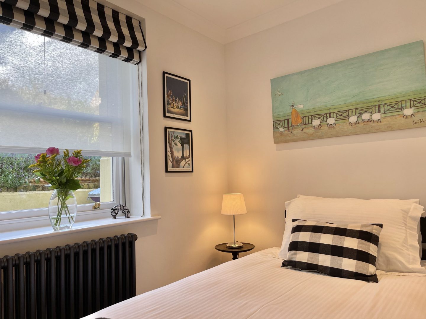 Lavender Apartment image