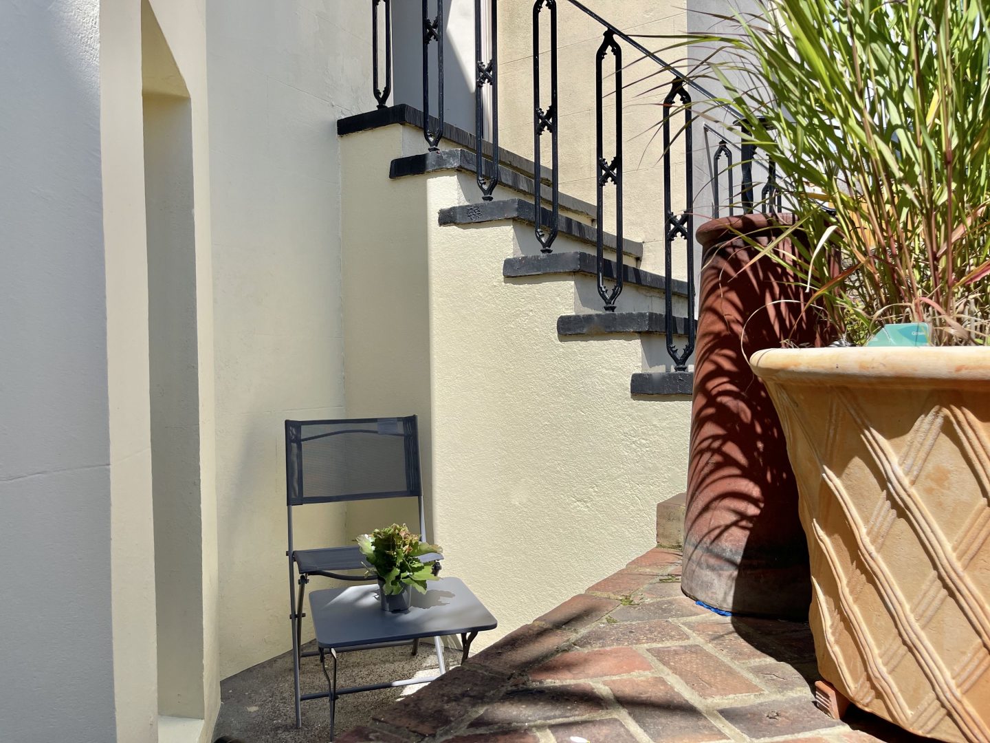 Lavender Apartment image