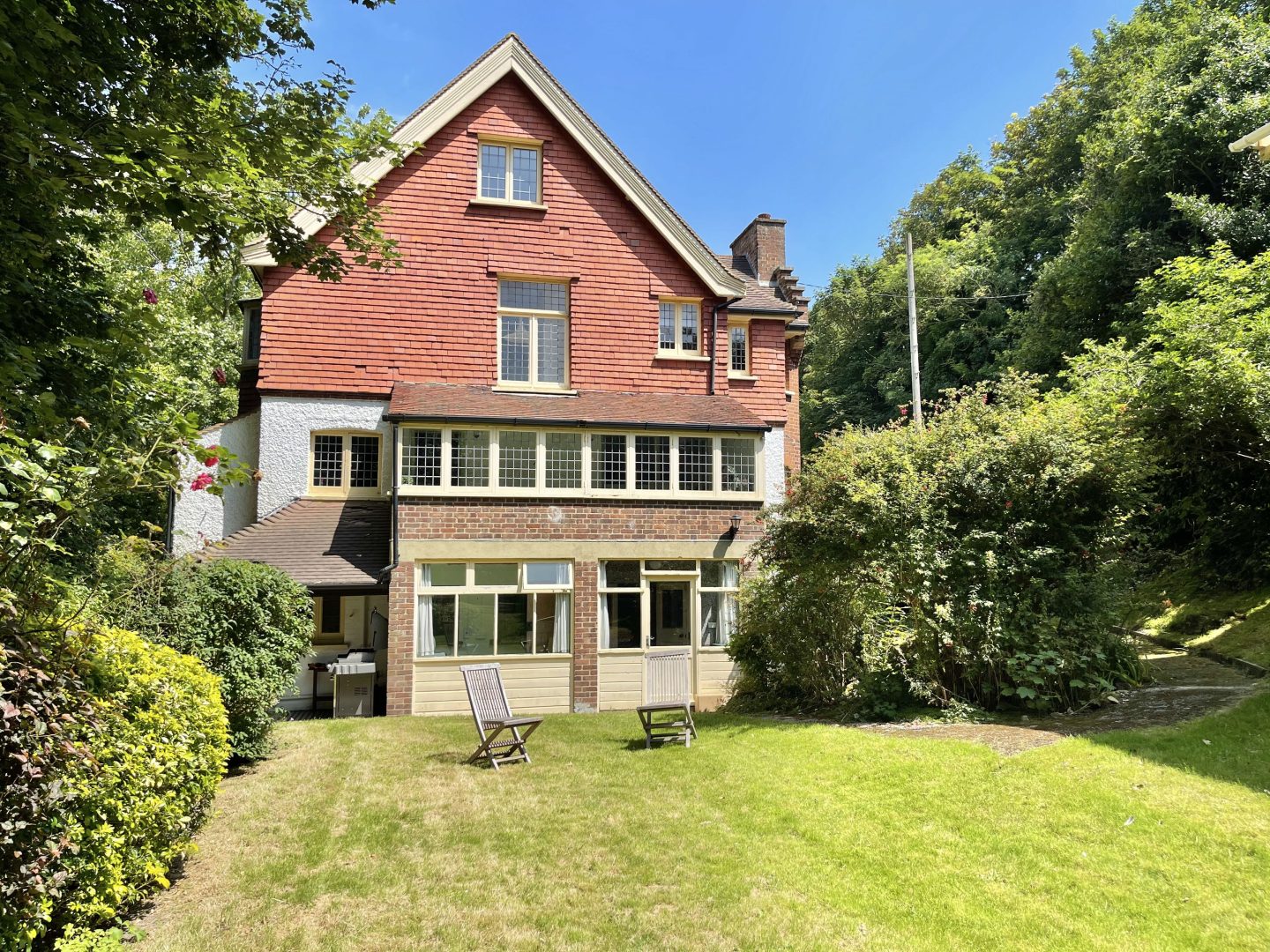 Oldestairs House image