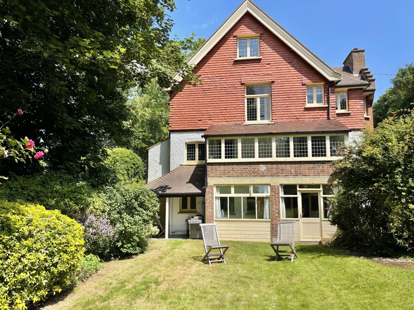 Oldestairs House image