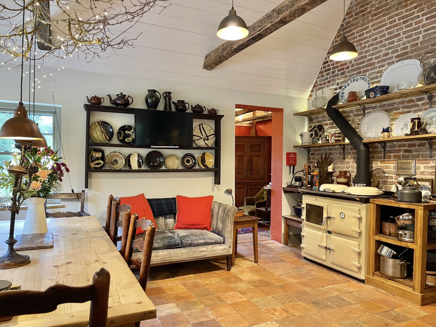 Moat Farm House image