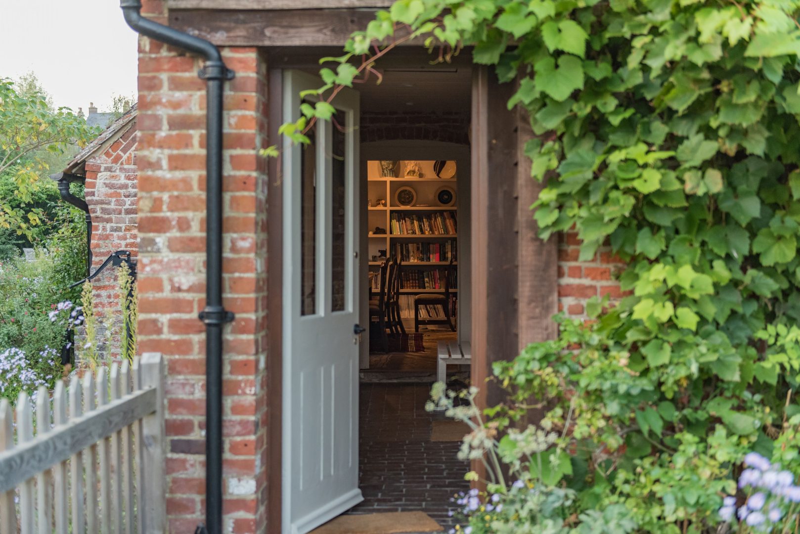 Moat Farm Cottage image