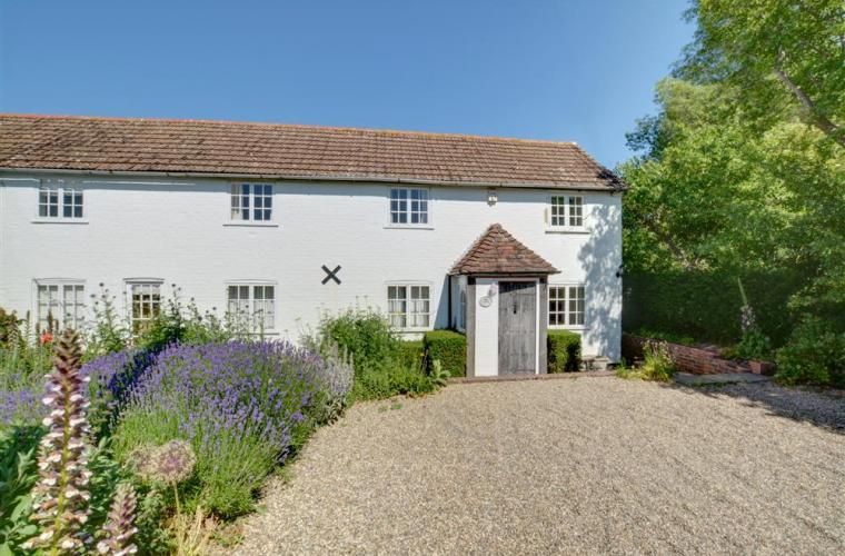 Sonnet Cottage image