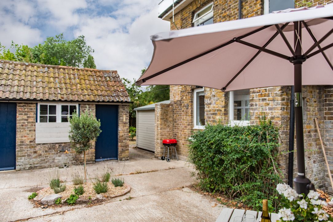 Poplar Farm House image