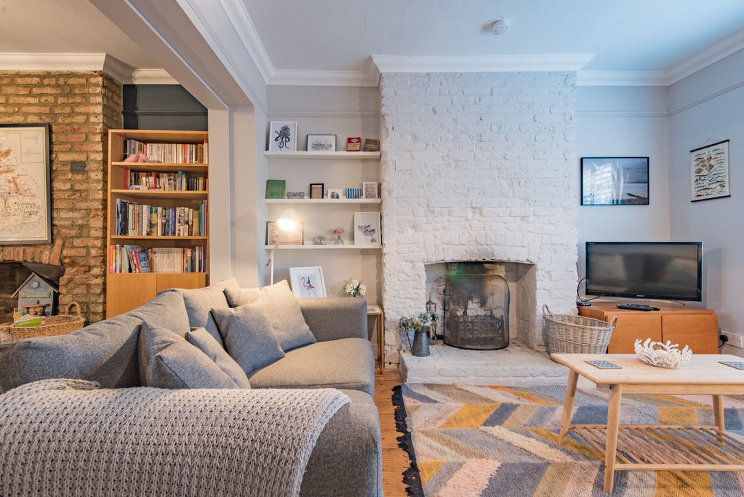 Flamingo House image