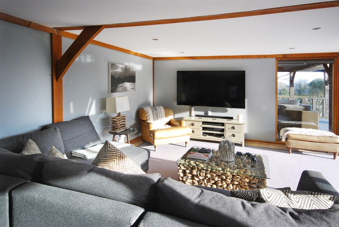 Lickfold Manor image