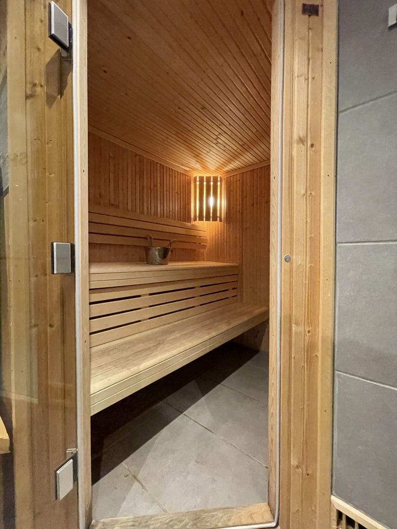 Lickfold Manor image