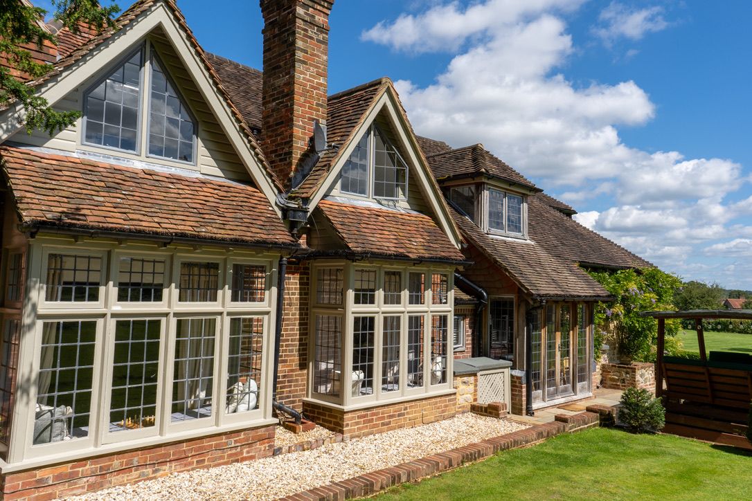 Lickfold Manor image