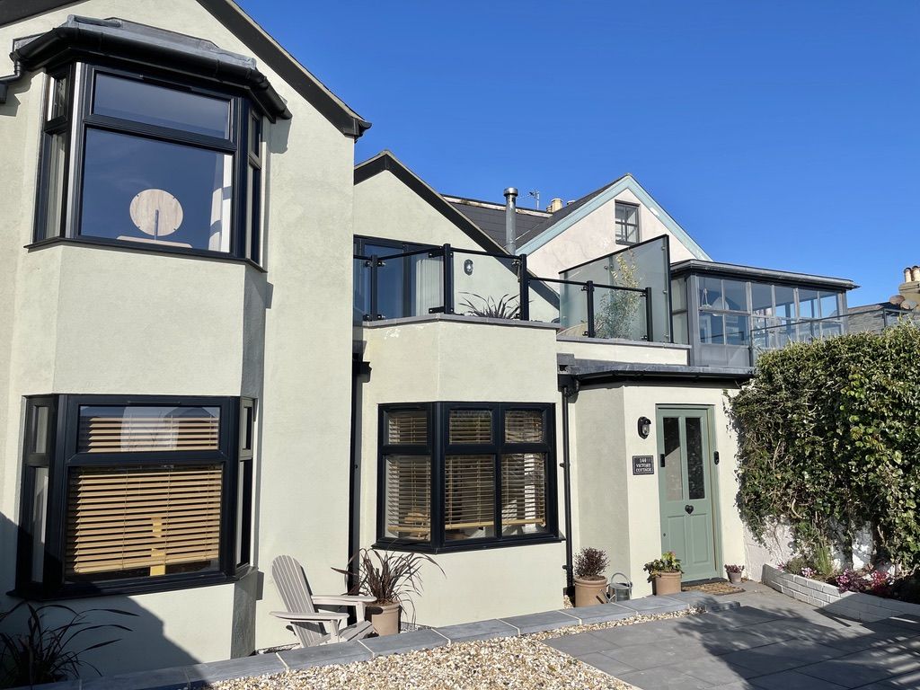 Victory Cottage image