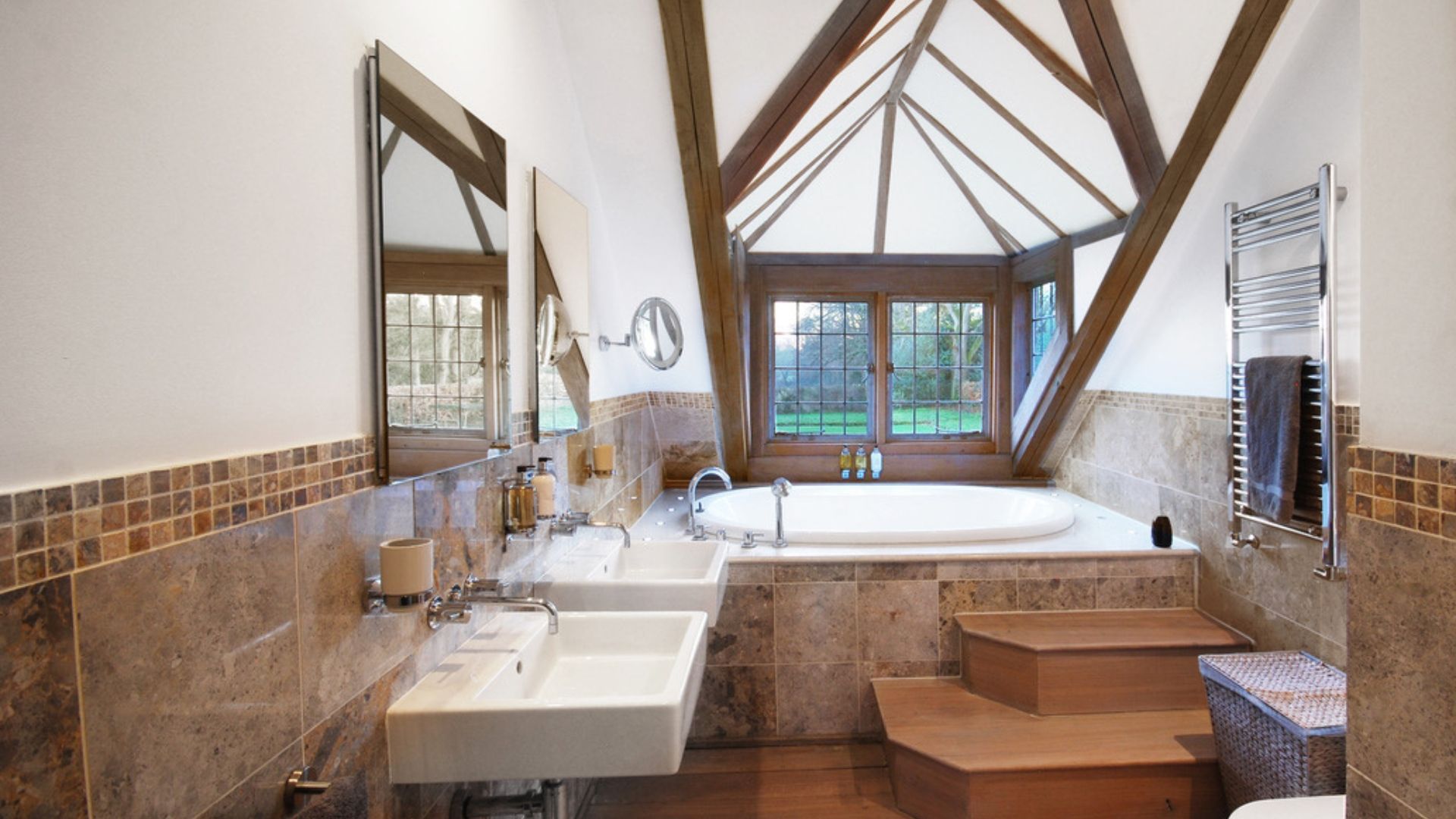 Lickfold Manor image