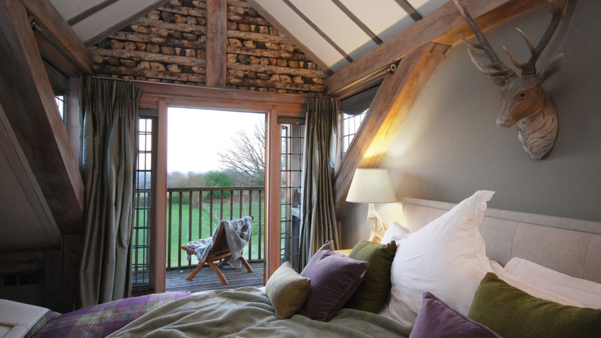 Lickfold Manor image