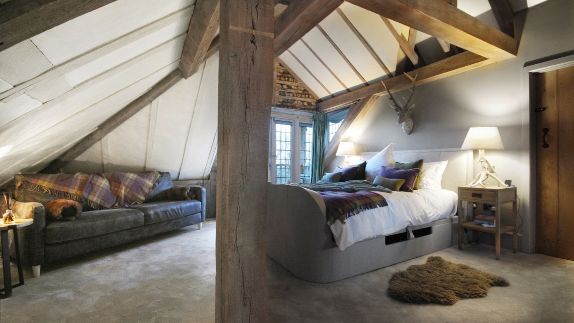 Lickfold Manor image