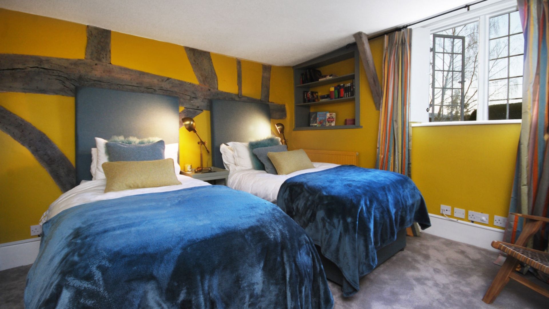 Lickfold Manor image