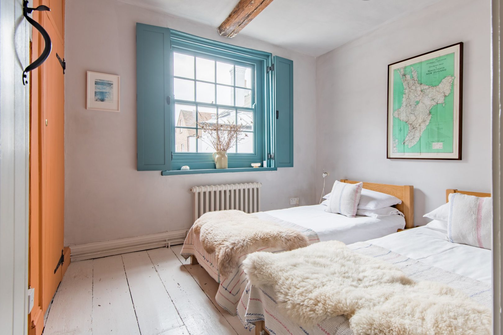 Cordyline Cottage image