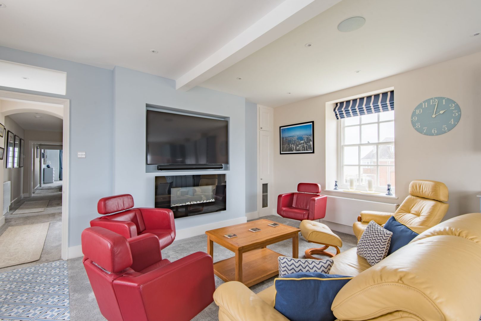 Bay View  Apartment image