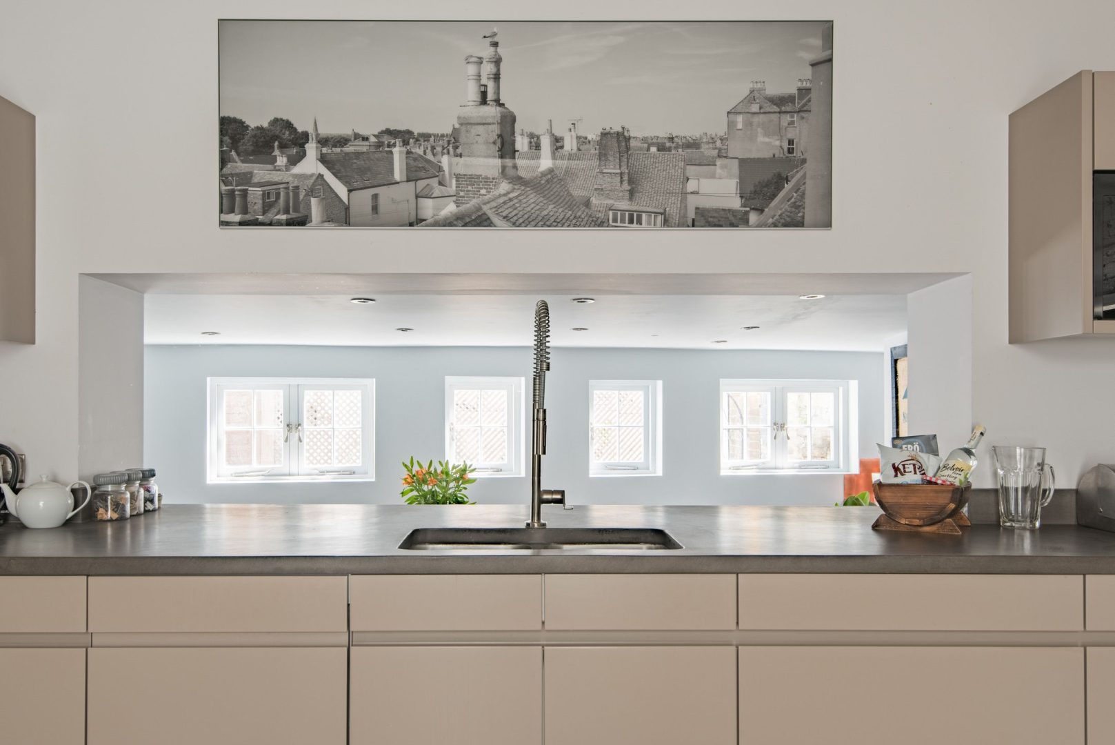 The Admiral Penn image