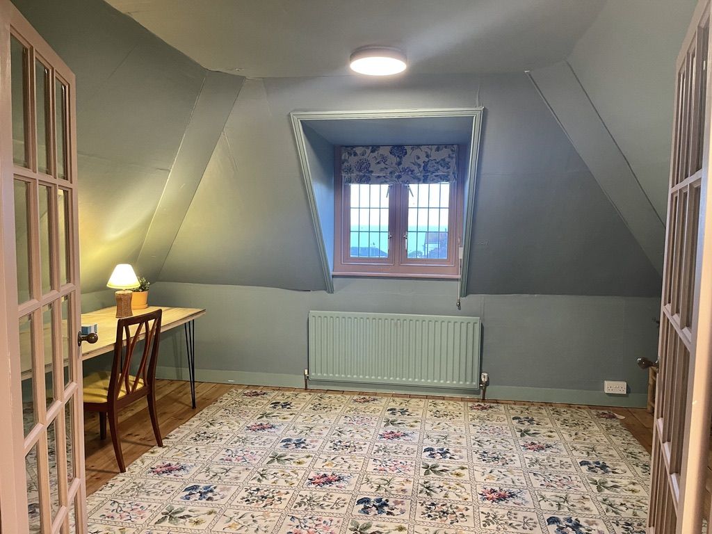 Oldestairs House image