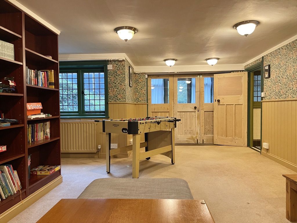 Oldestairs House image