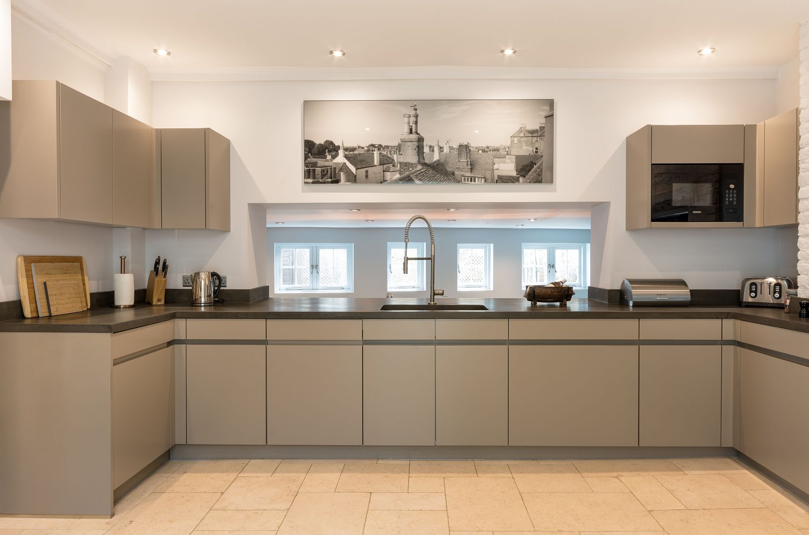 The Admiral Penn image