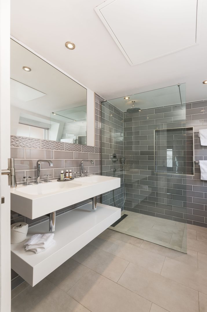 The Admiral Penn image