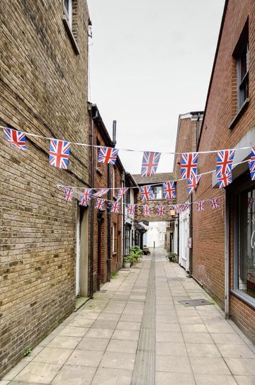 The Admiral Penn image