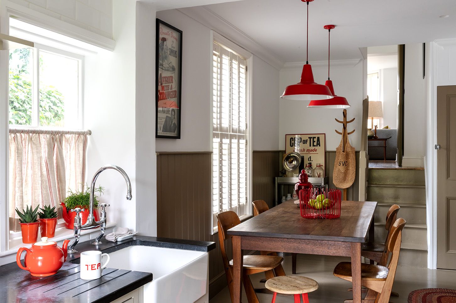 Sea View Cottage image