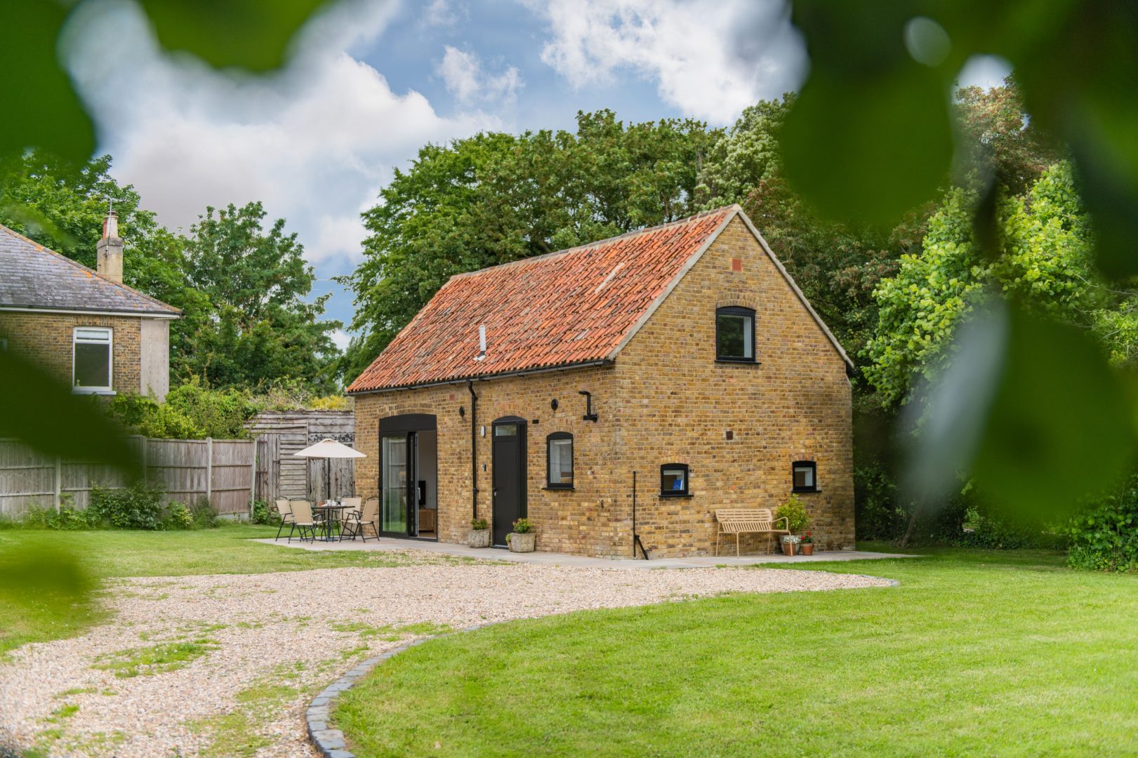 Poplar Farmhouse & Barn image