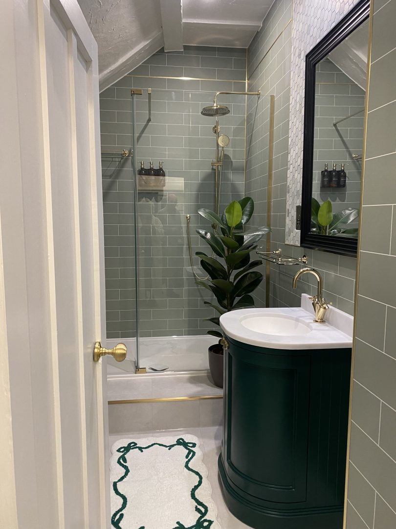 Woodman’s Cottage image