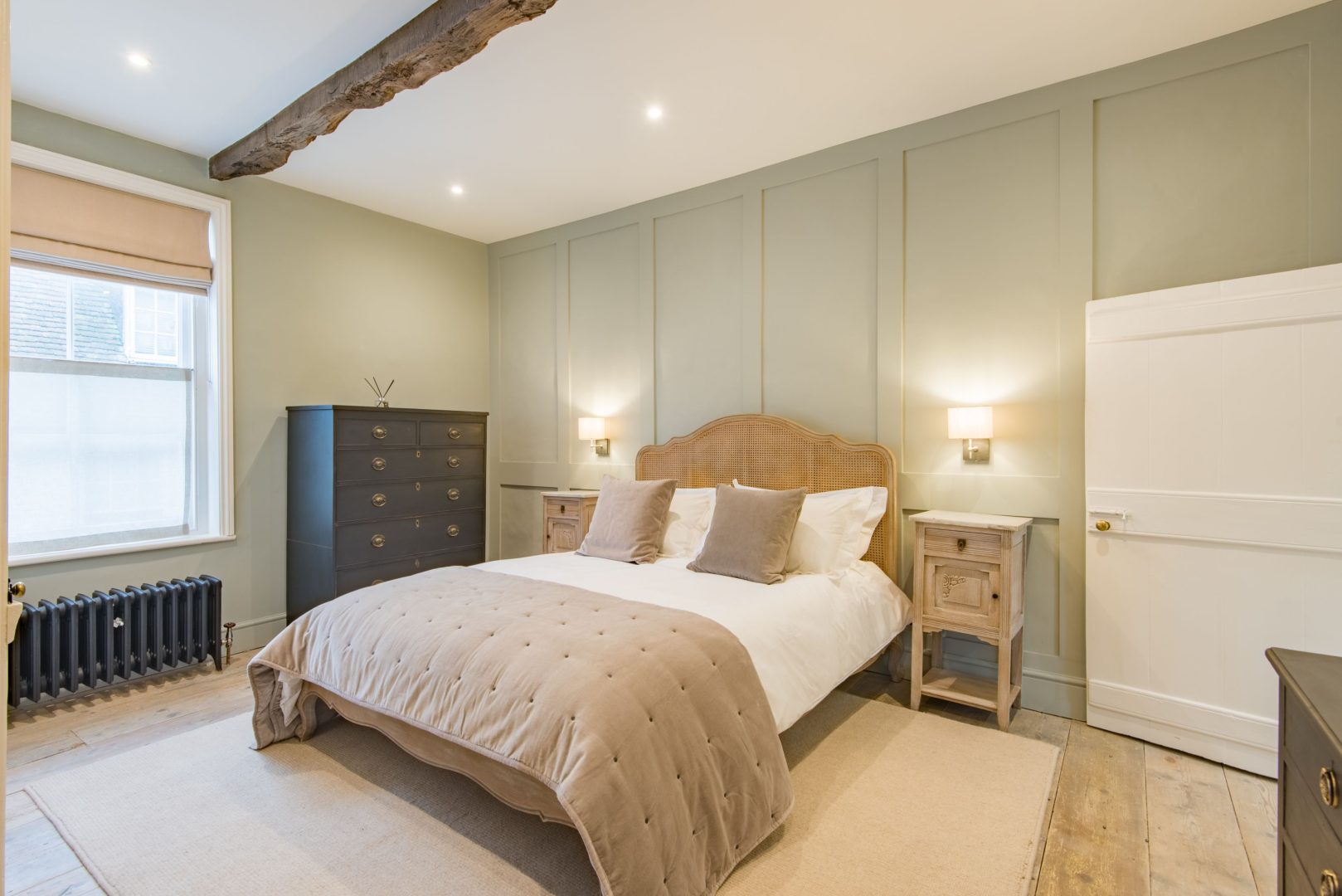 Skimming Stone image