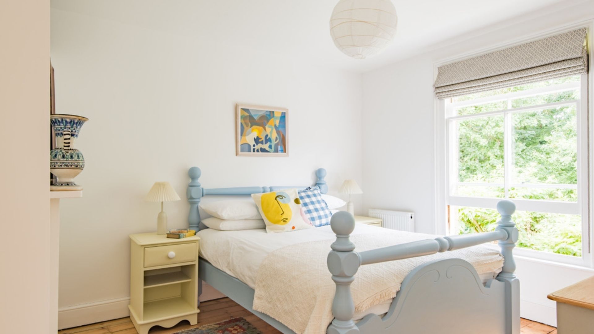 Poplar Farmhouse & Barn image