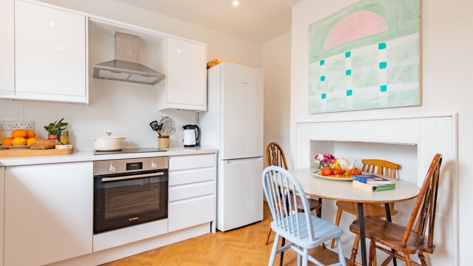 Poplar Farmhouse & Barn image