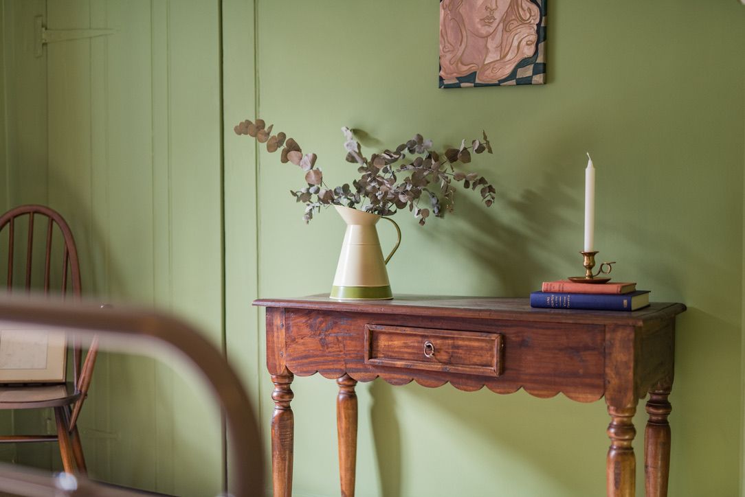 Rogue’s Cottage image