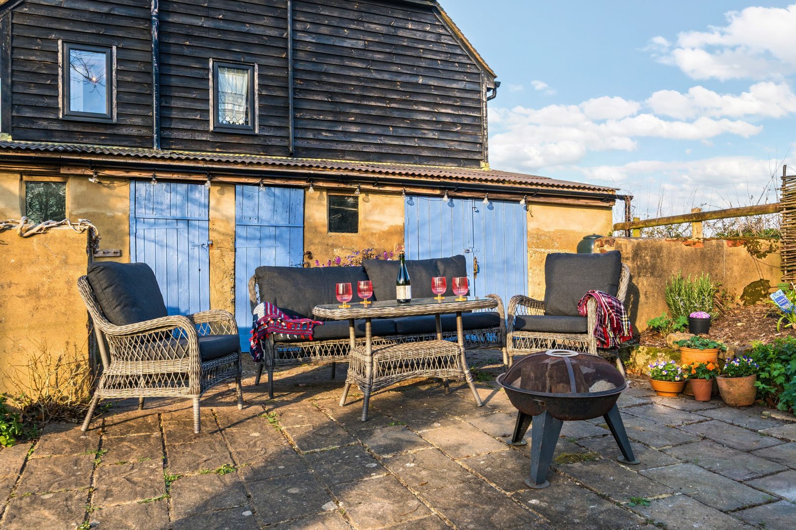 The Granary at Newage Farm image