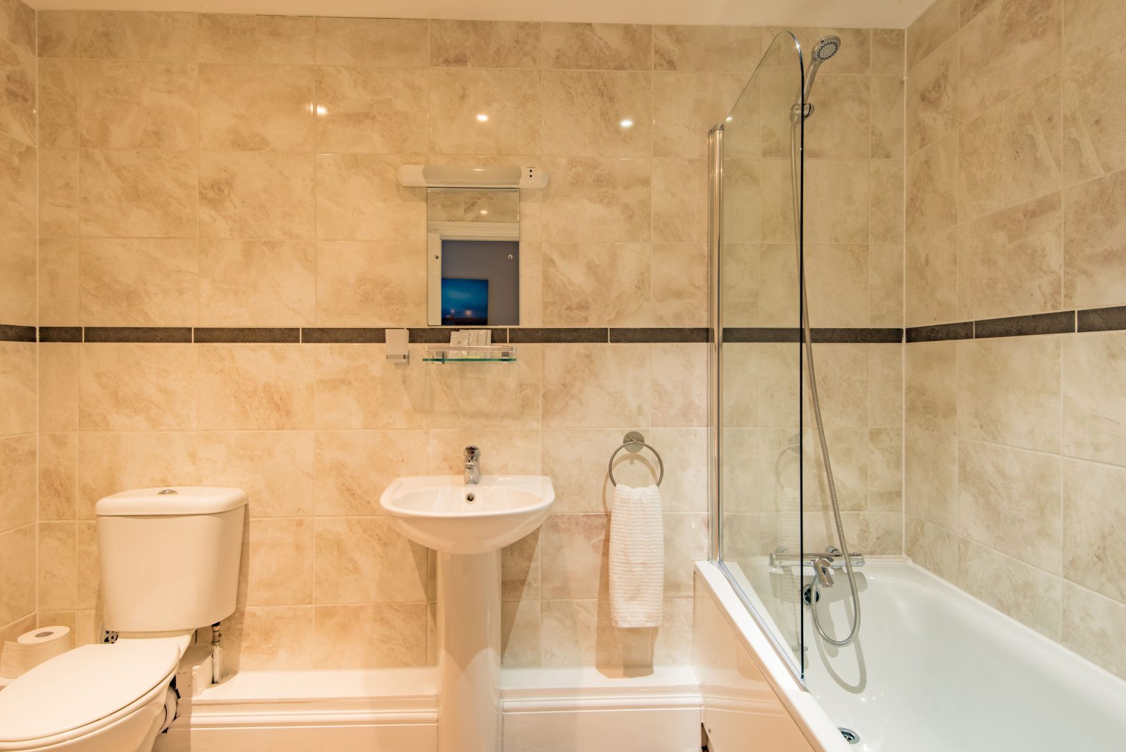 Strand Apartment image